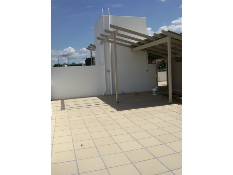 12/159 Clarence Road, Indooroopilly QLD 4068
