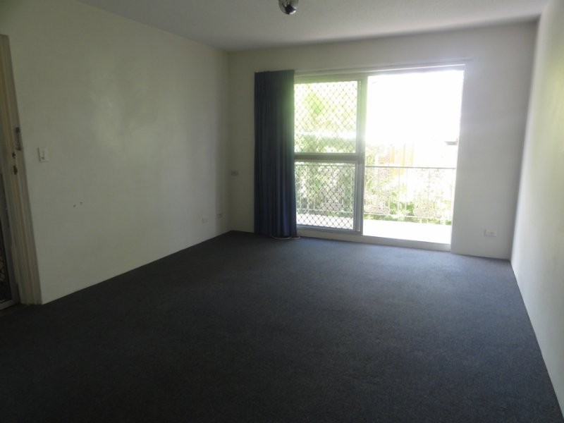 2/379 Cornwall St, Greenslopes QLD 4120