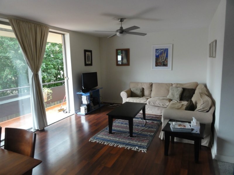 10/34 Dornoch Tce, West End QLD 4101