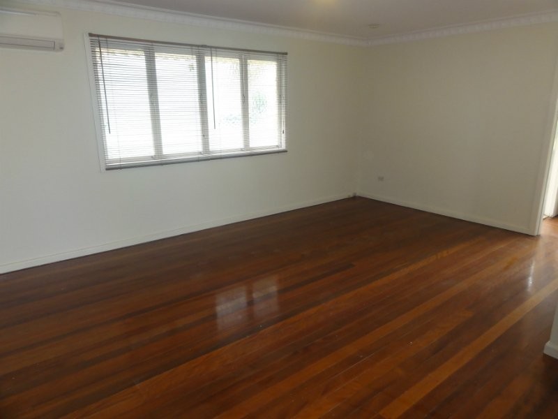 14 Collings St, Balmoral QLD 4171