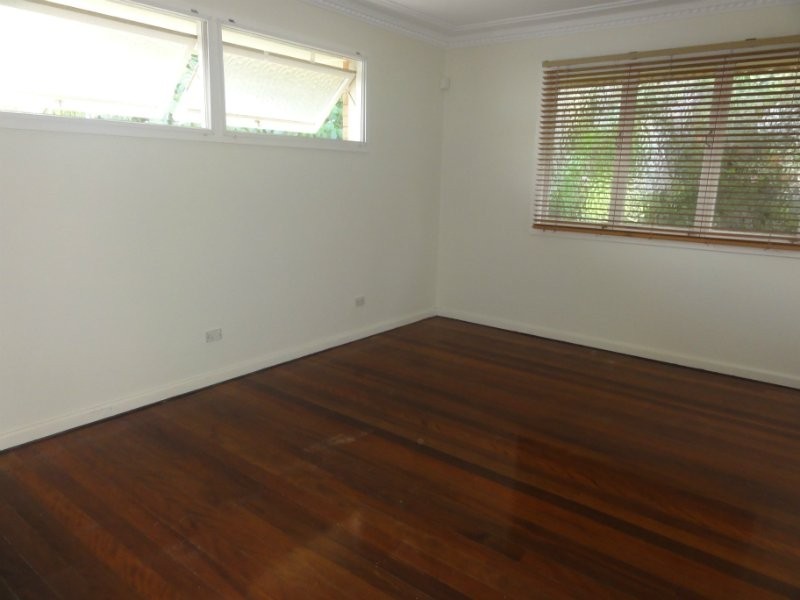 14 Collings St, Balmoral QLD 4171