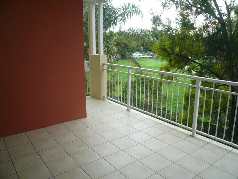 4/18 Jellicoe Street, Coorparoo QLD 4151