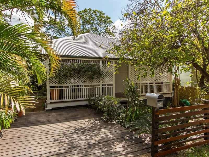 26 Deighton Road, Dutton Park QLD 4102