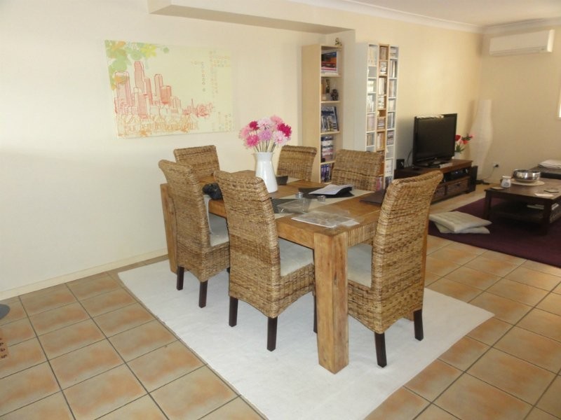 5/10 Rolle Street, Holland Park QLD 4121