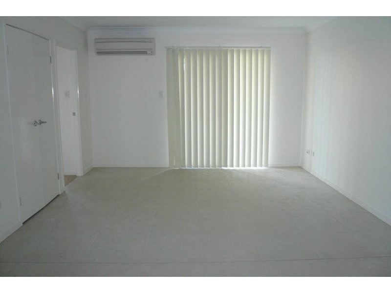 8-10 Kingsmill Street, Chermside QLD 4032