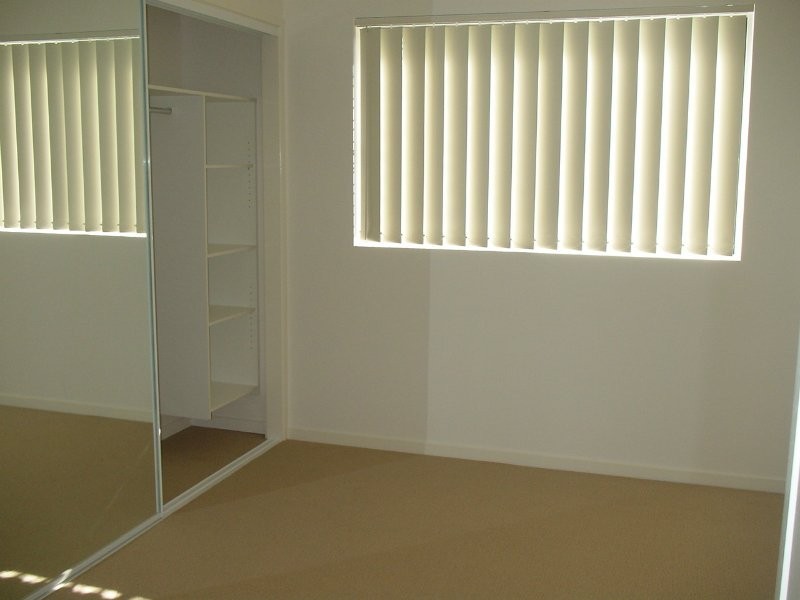 8-10 Kingsmill Street, Chermside QLD 4032