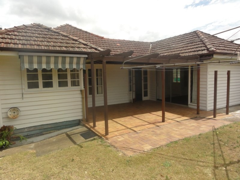 76 Effingham Street, Tarragindi QLD 4121