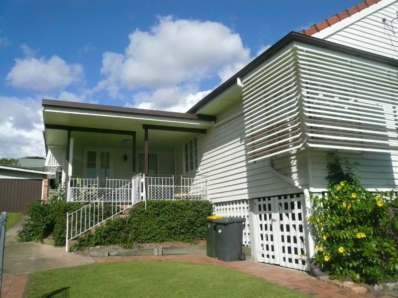 76 Effingham Street, Tarragindi QLD 4121