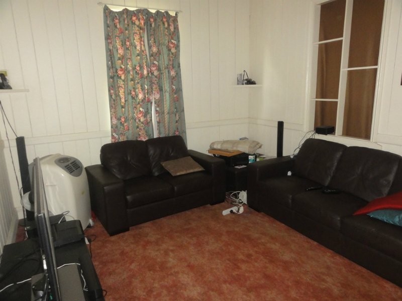 36 Avondale Avenue, Annerley QLD 4103