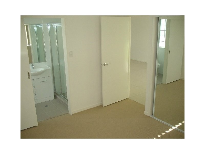 1/8-10 Kingsmill Street, Chermside QLD 4032