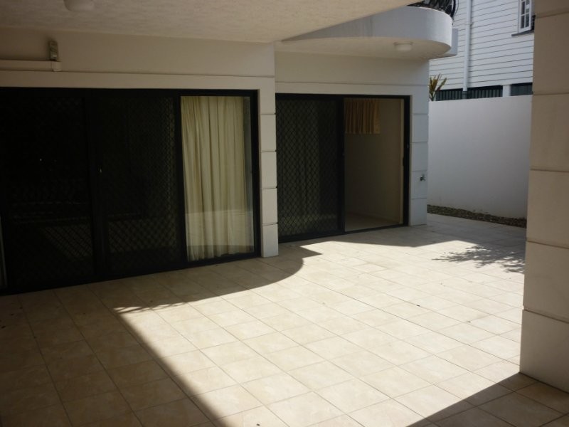 4/39 Edmondstone Street, South Brisbane QLD 4101