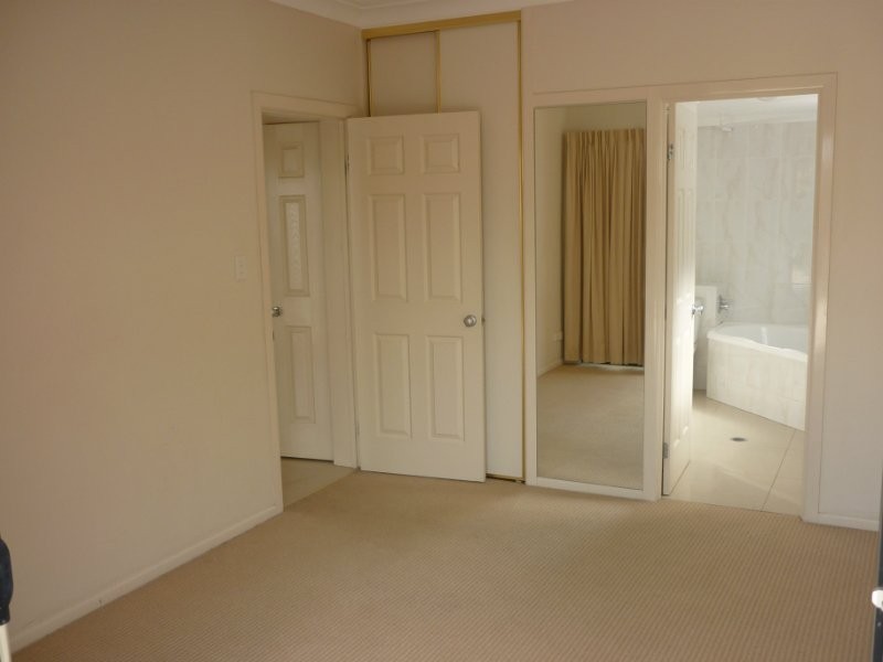 4/39 Edmondstone Street, South Brisbane QLD 4101