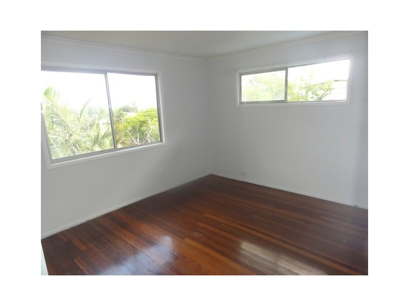 32 Bankside Street, Nathan QLD 4111