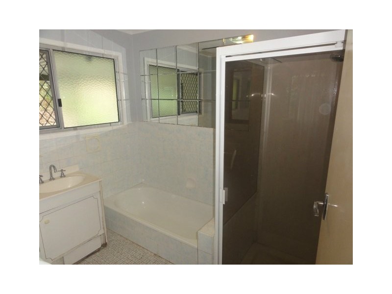 32 Bankside Street, Nathan QLD 4111