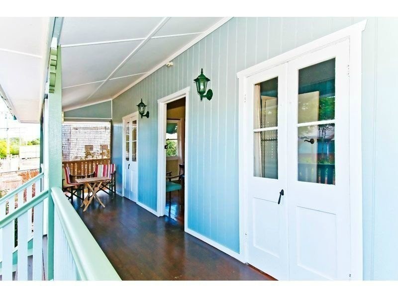 23 Sword Street, Woolloongabba QLD 4102