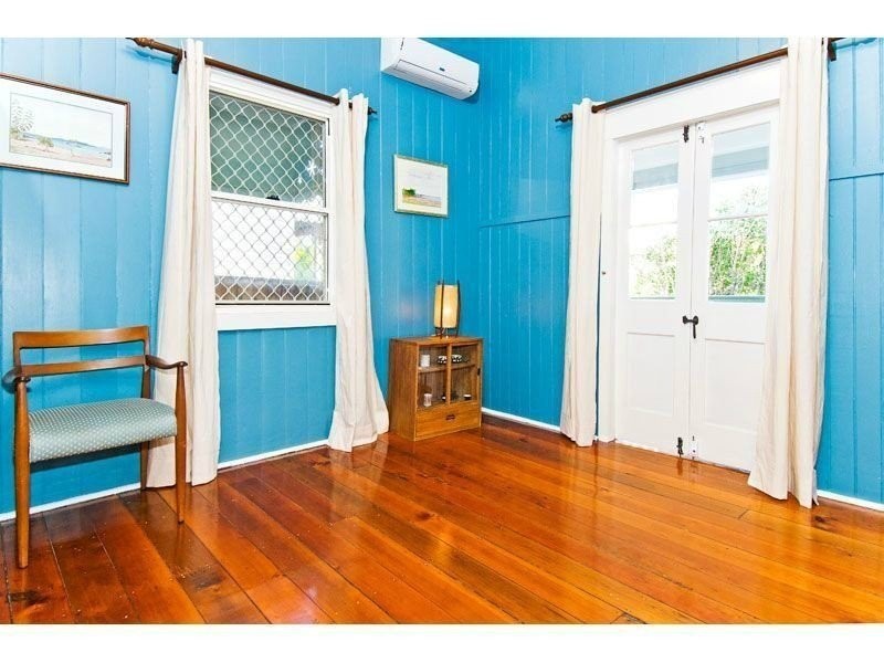 23 Sword Street, Woolloongabba QLD 4102