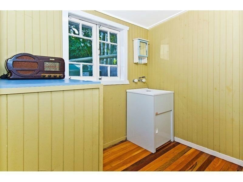 23 Sword Street, Woolloongabba QLD 4102