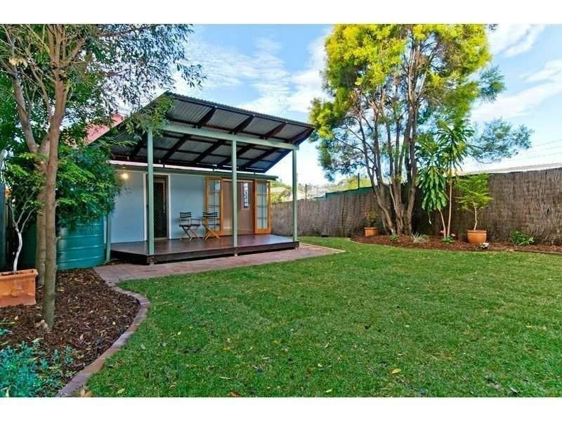 23 Sword Street, Woolloongabba QLD 4102