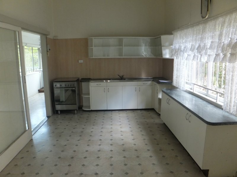 30 Ruth Street, Highgate Hill QLD 4101