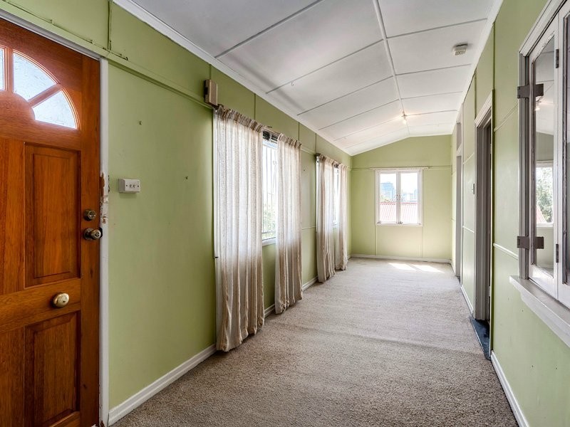 30 Ruth Street, Highgate Hill QLD 4101