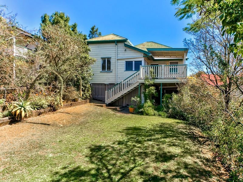 30 Ruth Street, Highgate Hill QLD 4101