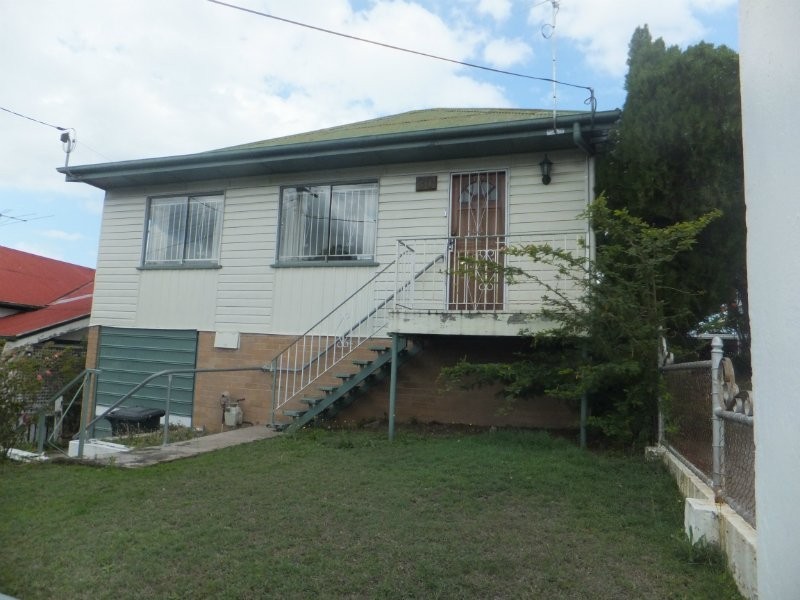 30 Ruth Street, Highgate Hill QLD 4101