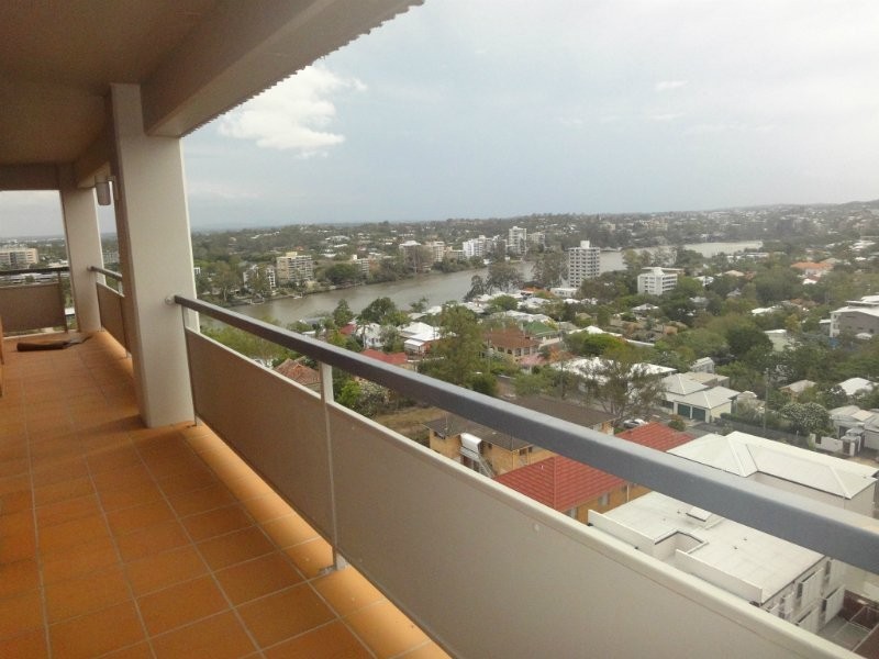 34/91-96 Dornoch Tce, Highgate Hill QLD 4101