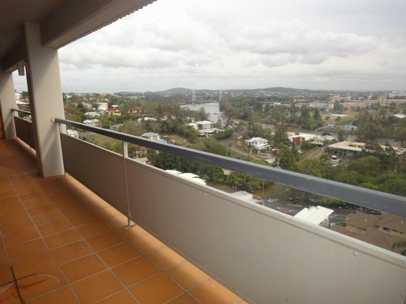 34/91-96 Dornoch Tce, Highgate Hill QLD 4101