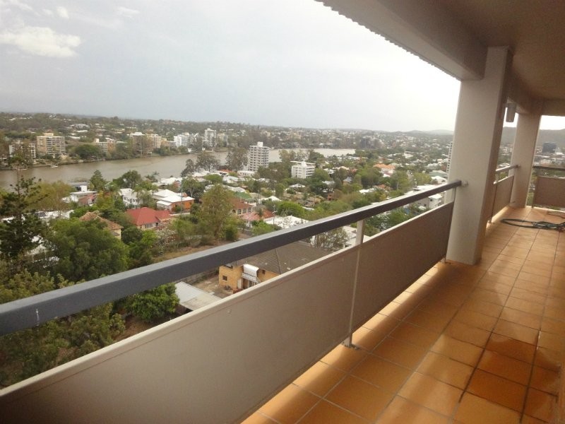 34/91-96 Dornoch Tce, Highgate Hill QLD 4101