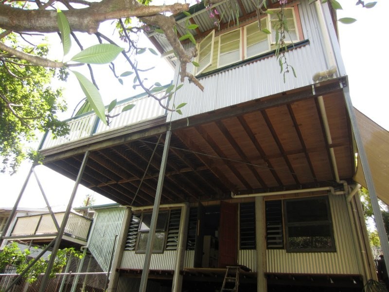 187 Gladstone Rd, Highgate Hill QLD 4101