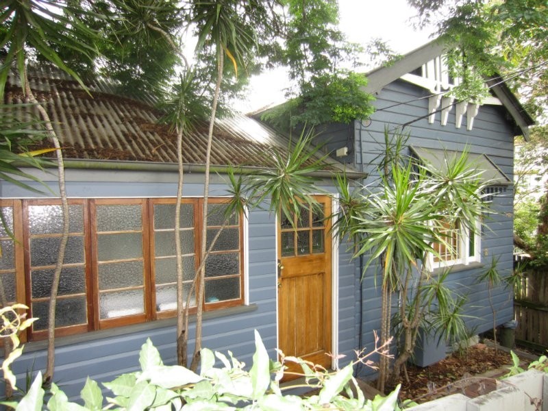 122 Gladstone Road, Highgate Hill QLD 4101