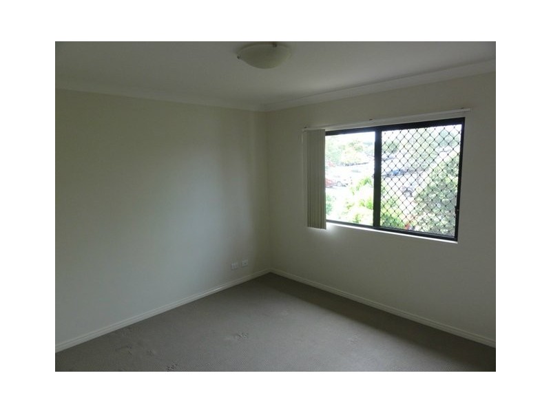 2/97 Wallace Street, Chermside QLD 4032