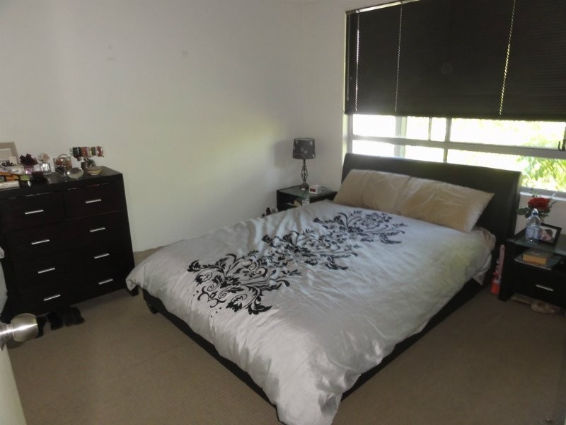 2/134 Thynne Rd, Morningside QLD 4170