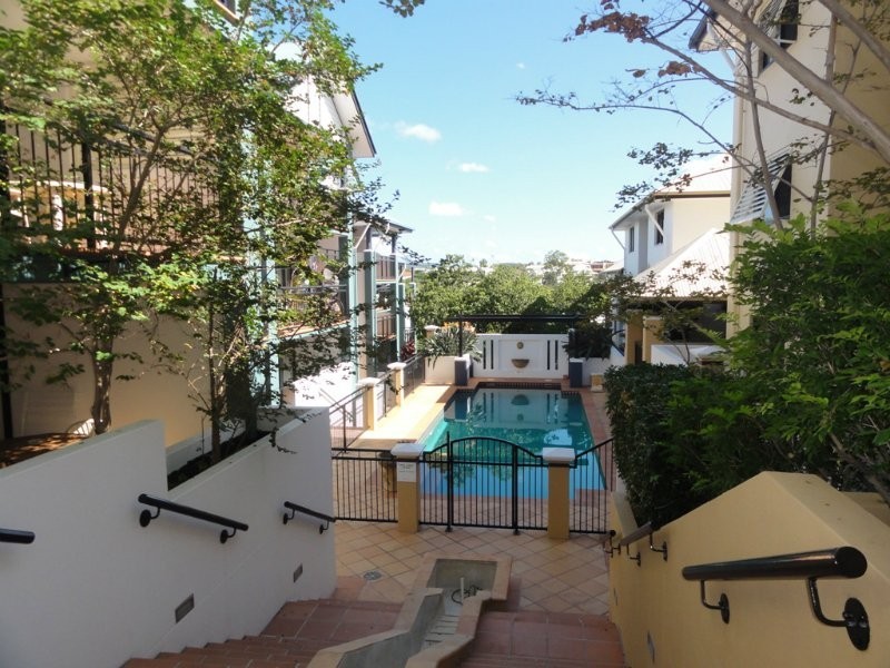 2 St Pauls Terrace, Spring Hill QLD 4000