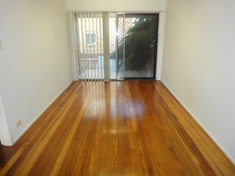 4/16 Norman Drive, Chermside QLD 4032