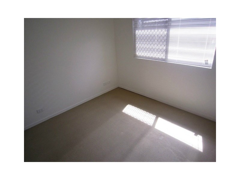 2/76 Gillies Street, Zillmere QLD 4034