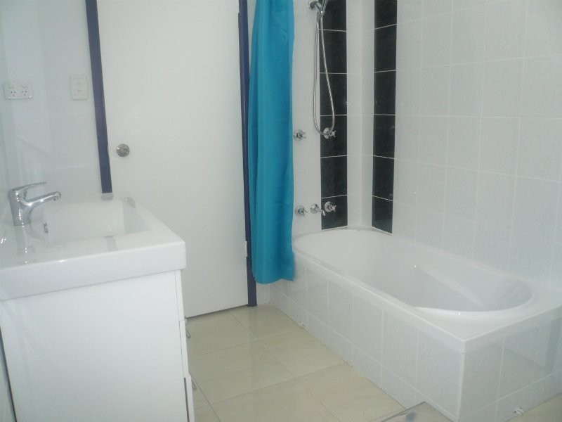 2/50 Gladstone Road, Highgate Hill QLD 4101