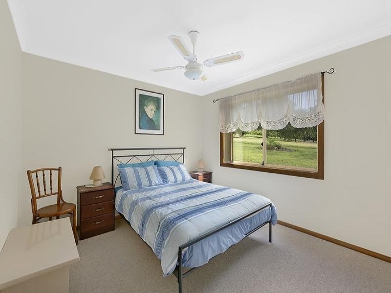 18 Hansens Rd, Tumbi Umbi NSW 2261