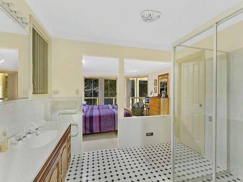 140 Diamond Head Drive, Budgewoi NSW 2262