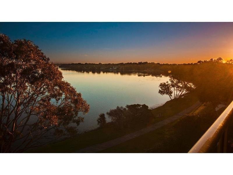 140 Diamond Head Drive, Budgewoi NSW 2262