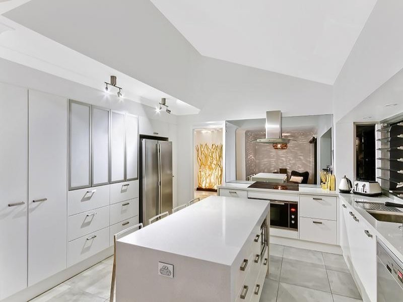 18 Curtis Parade, The Entrance North NSW 2261