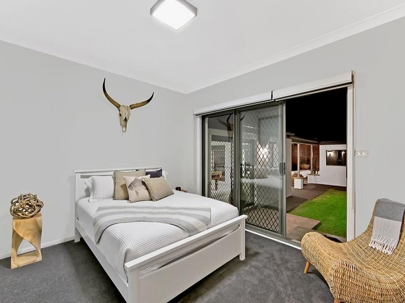 18 Curtis Parade, The Entrance North NSW 2261