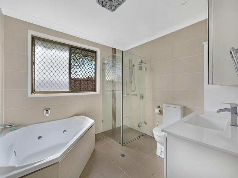 9 Manning Road, The Entrance NSW 2261