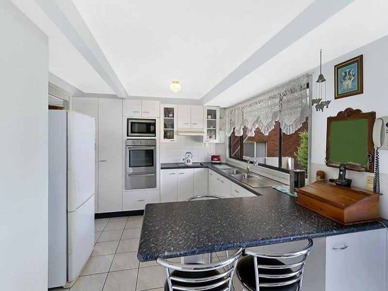 22 Margherita Avenue, Bateau Bay NSW 2261