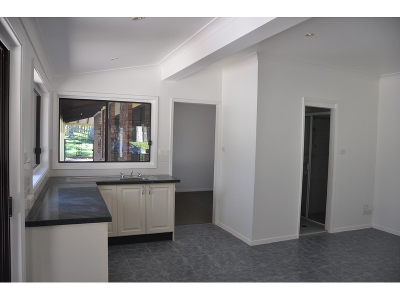 34 Hue Hue Road, Jilliby NSW 2259