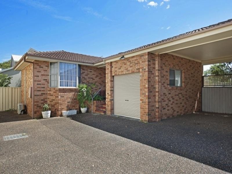 2/118 Hutton Road, The Entrance North NSW 2261