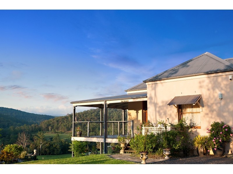 25 Ravensdale Road, Yarramalong NSW 2259