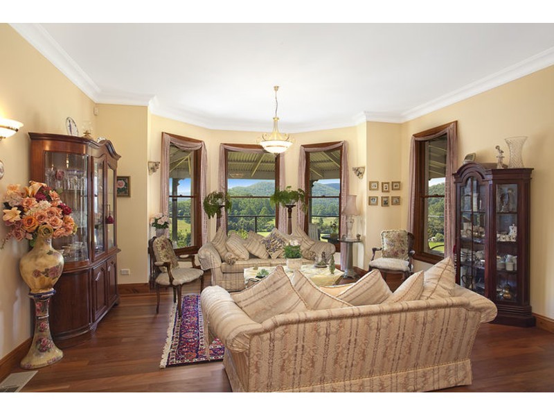 25 Ravensdale Road, Yarramalong NSW 2259