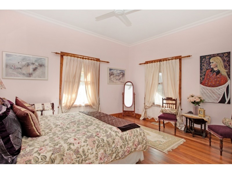 25 Ravensdale Road, Yarramalong NSW 2259