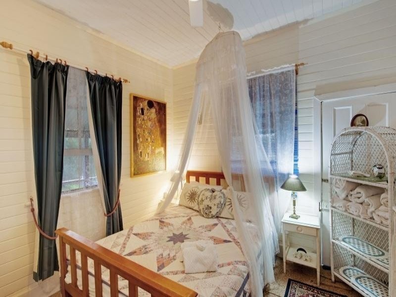 25 Ravensdale Road, Yarramalong NSW 2259